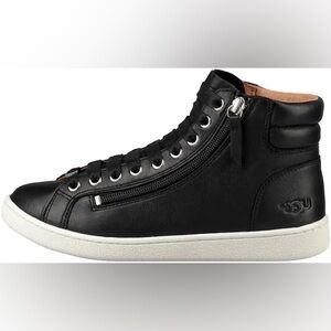 UGG 7.5 Women’s Olive Sneaker Black High Top Zipper Lace Up Comfort Lifestyle